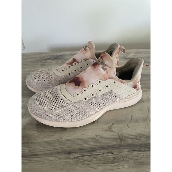 APL TechLoom Tracer Sneaker in Warm Silk & Almond Tie Dye pink size 7 women - Picture 5 of 9